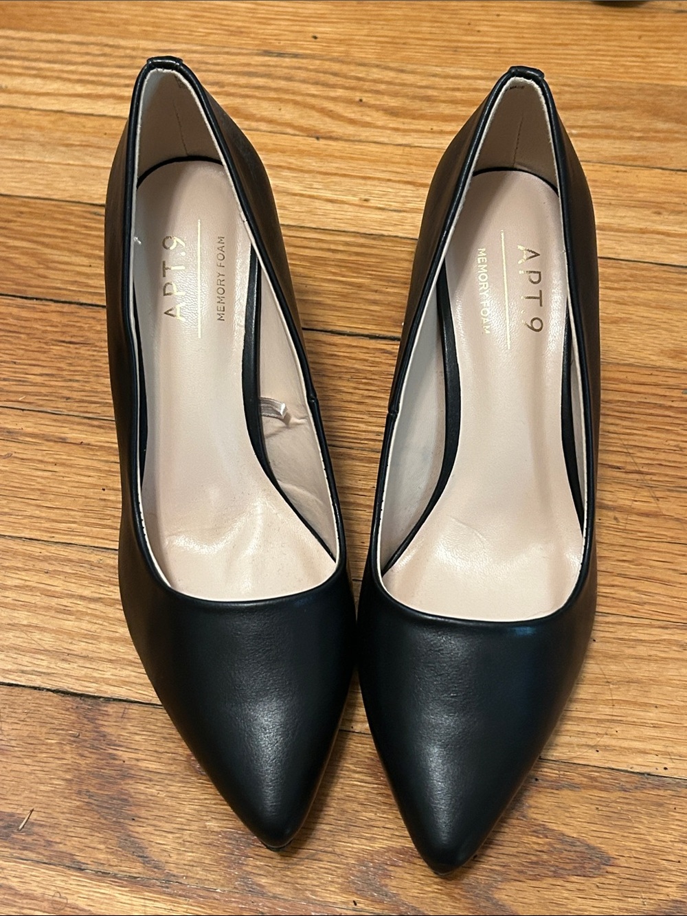 Apt. 9 Black Pointed Toe Pumps size 7